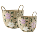 Håndlavede kurve i søgræs – blomsterdesign (2 stk.)